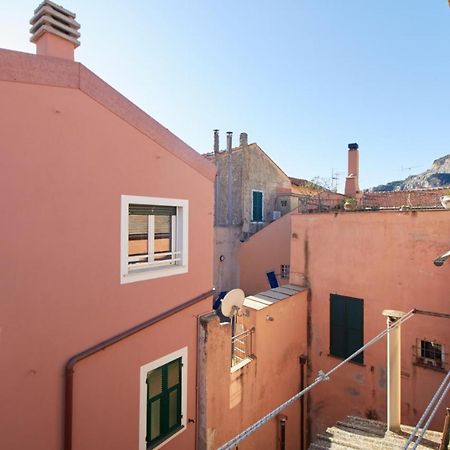 Casa Cici A 50 Mt Dal Mare Appartement Finale Ligure Buitenkant foto